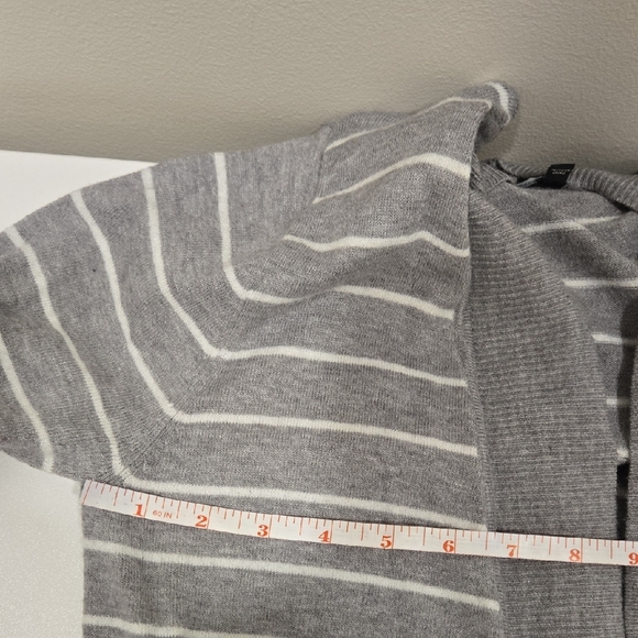 Pink Clover Gray and White Striped Cardigan - Picture 7 of 9